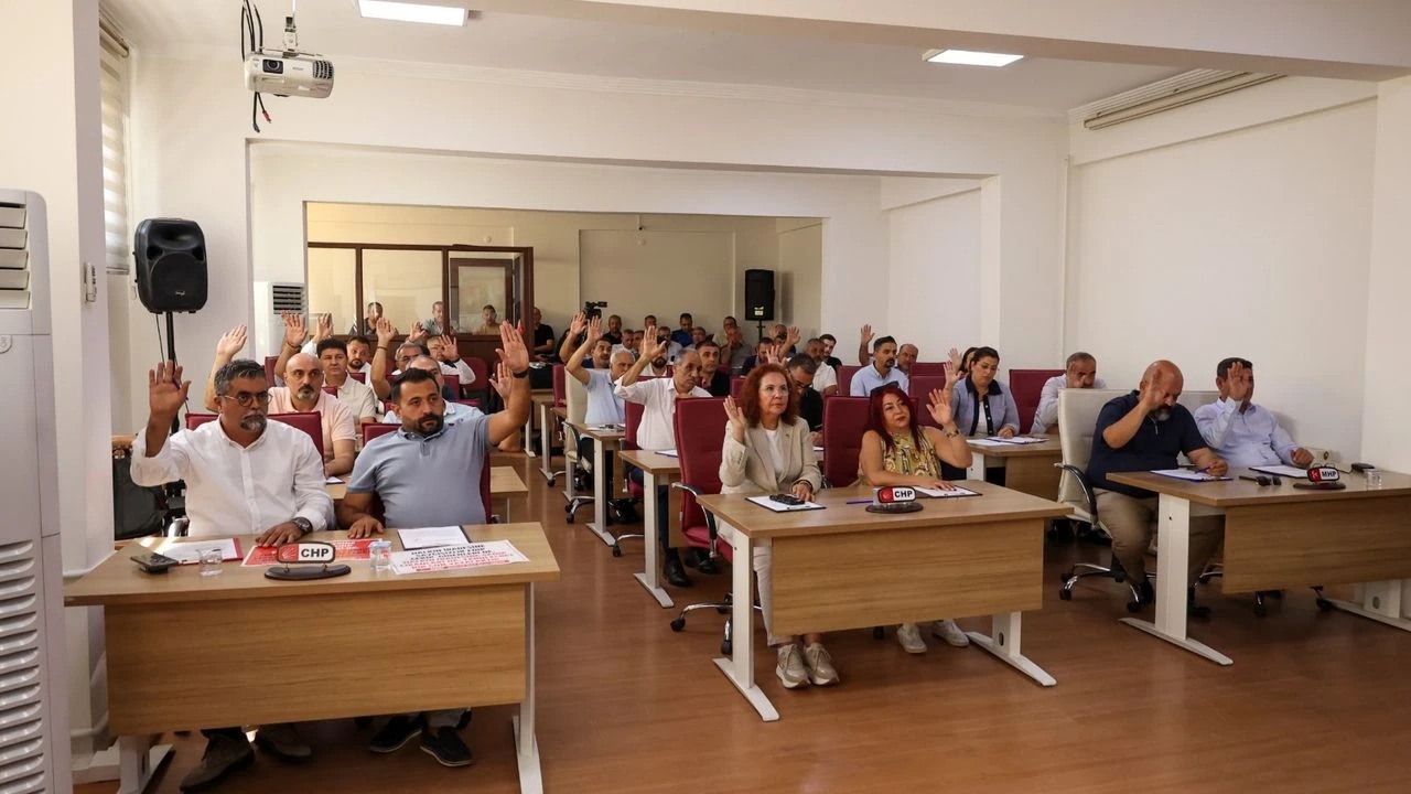 Efeler Meclisinde ‘Barlar Sokağı’ Tartışması!