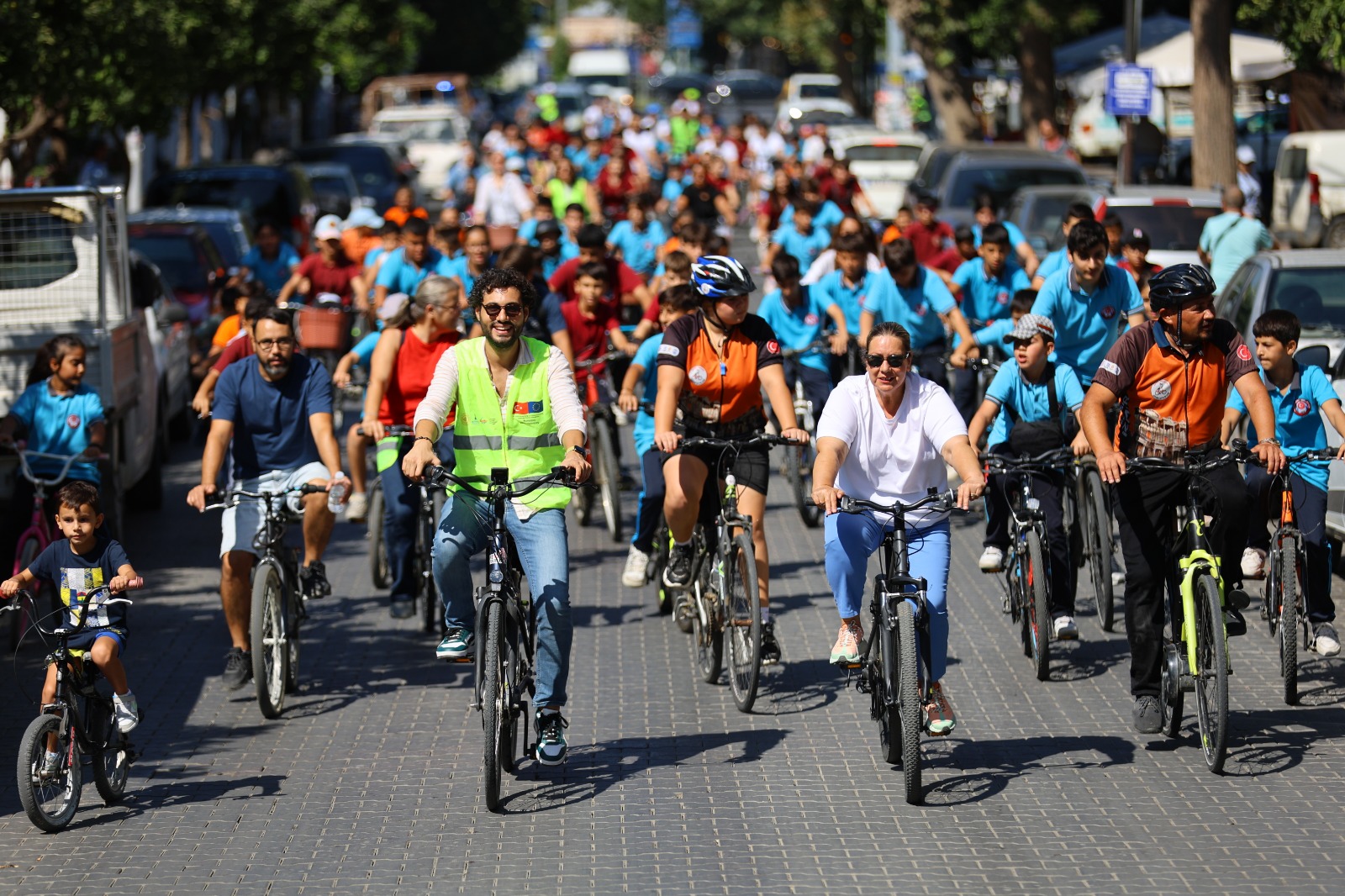 Efes Selçuk’ta Avrupa Hareketlilik Haftası “Okula Pedalla” Etkinliğiyle Kutlandı