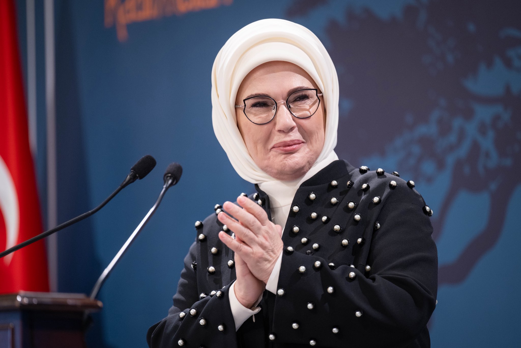Emine Erdoğan’dan Dünya Kamuoyuna Çağrı: “İsraf Edilen Her Lokmada Açlık Çekenlerin Hakkı Var”