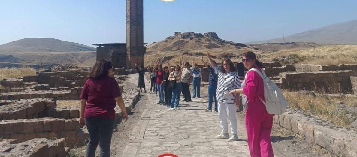 Engelsiz Yaşam Merkezi’nden Ani Harabeleri Gezisi