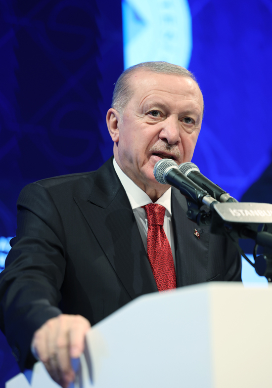 Erdoğan: Üniversitelerimiz Türkiye’nin Ufkunu Açan Projeler Üretmeli