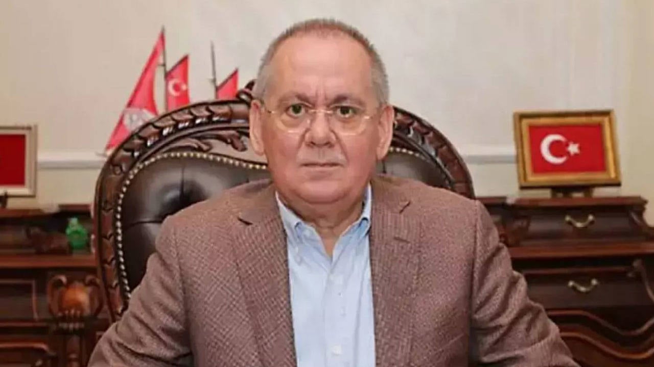 Eski Bakan Mustafa Demir Hayatını Kaybetti