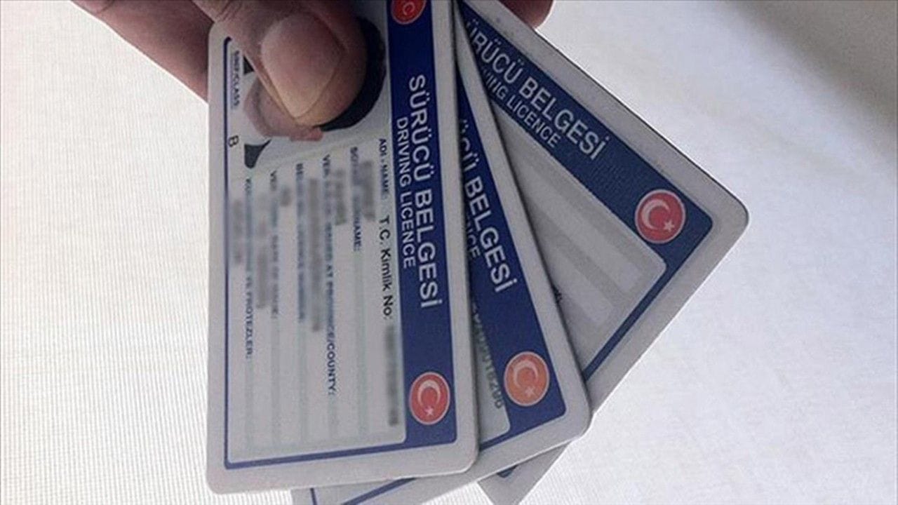 Eski Tip Sürücü Belgelerini Yenileme Süresi 31 Ekim’de Sona Eriyor