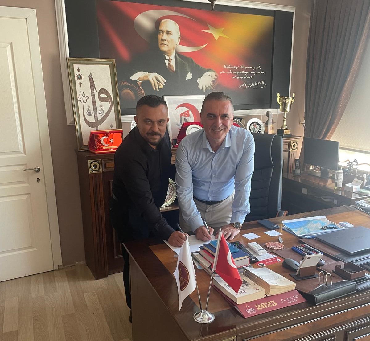 Evreşe Belediyesinde İşçi Maaşları 55 Bin TL Oldu