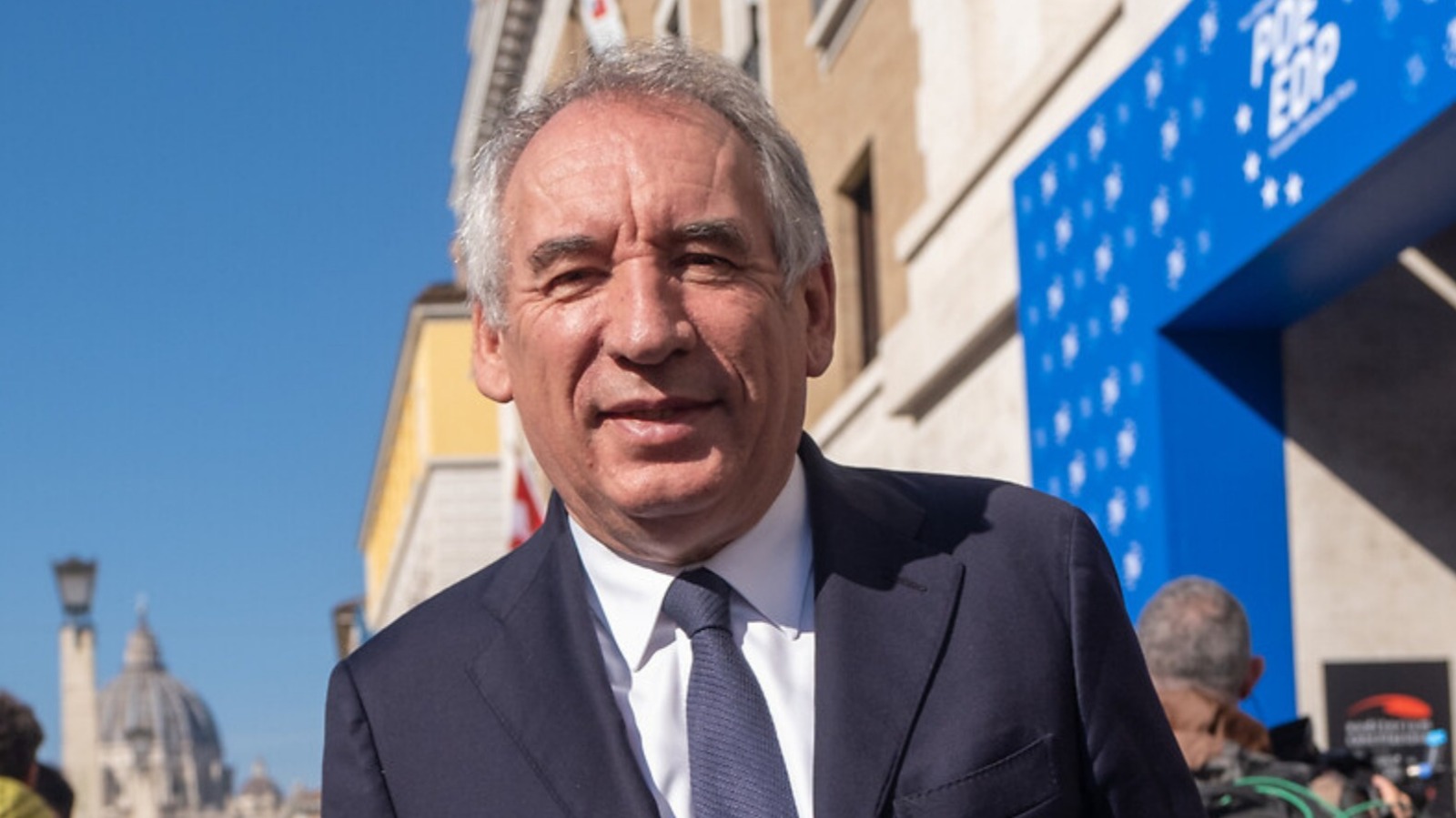 Fransa’da Tartışma Yaratan Öneri: Başbakan Bayrou İki Resmi Tatilin Kaldırılmasını İstedi
