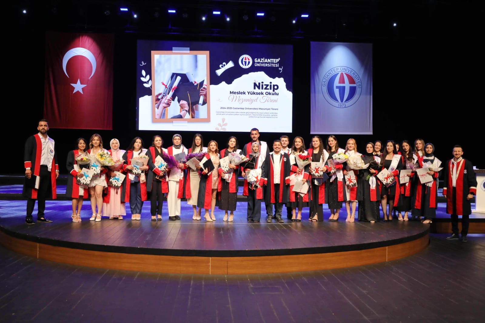 GAÜN Nizip MYO’da Mezuniyet Coşkusu