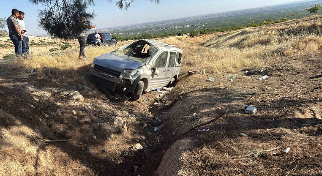 Gaziantep Halfeti Yolunda Feci Kaza: Gezi Keyfi Kabusa Döndü!