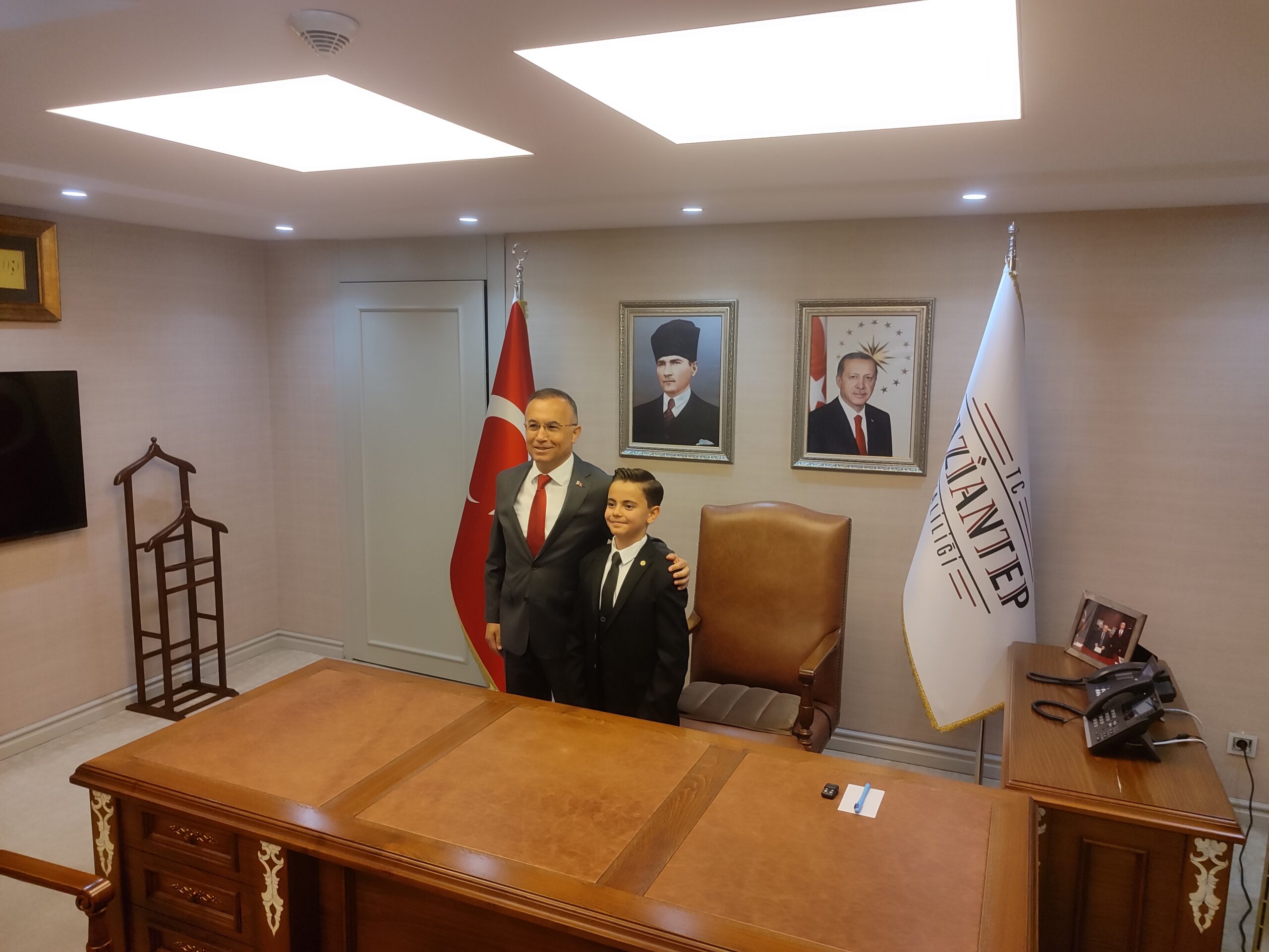 Gaziantep’te 23 Nisan Coşkusu: Temsili Vali Muhammet Furkan’dan “Cıncık Gibi Gaziantep” Mesajı