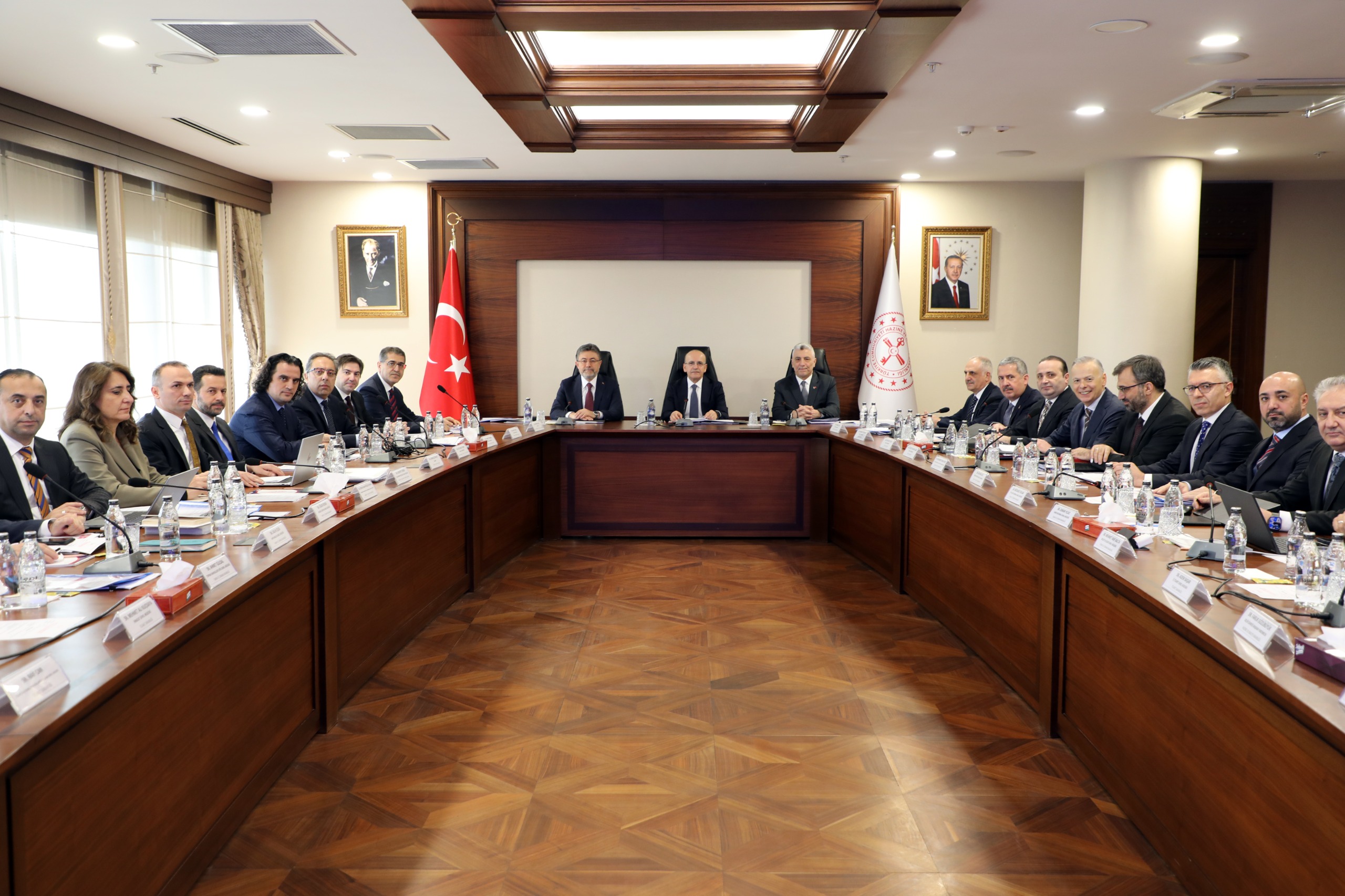 Gıda Komitesi Bakan Şimşek Başkanlığında Toplandı: Gıda Arz Güvenliği İçin Yeni Kararlar