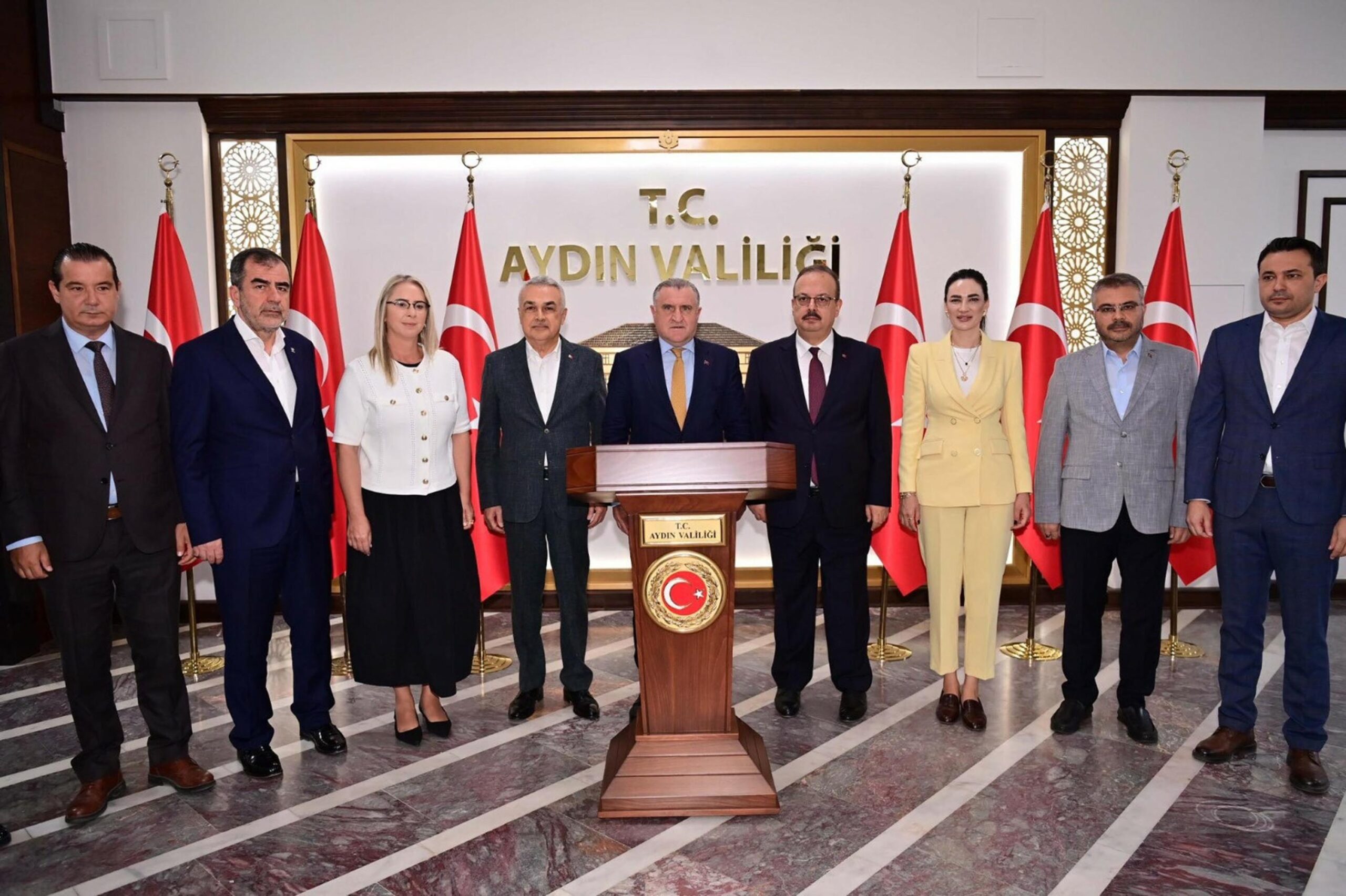 Gençlik ve Spor Bakanı Osman Aşkın Bak: “Türkiye’de Spor Tesisleri Devrimi Yaşanıyor”