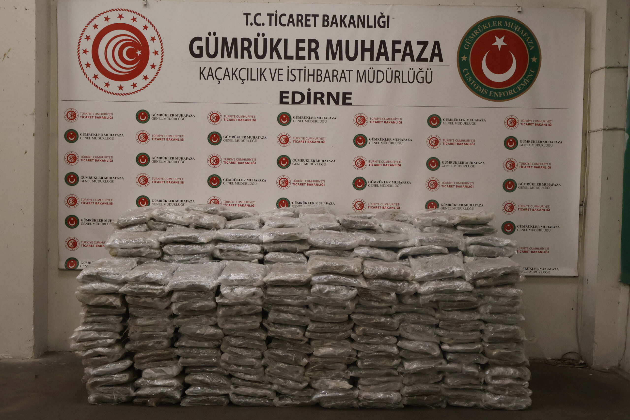 Gümrük Muhafaza Ekiplerinden Kaçakçılığa Dev Darbe: Mart Ayında 4,8 Milyar Liralık Yakalama