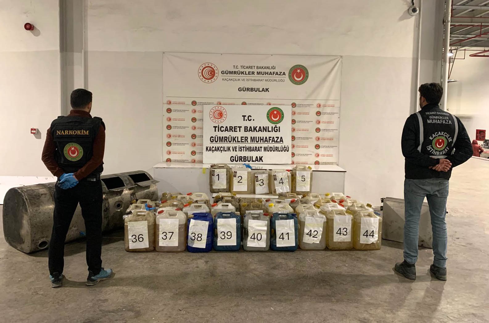 Gürbulak Gümrük Kapısı’nda 721 Kilo Sıvı Metamfetamin Ele Geçirildi