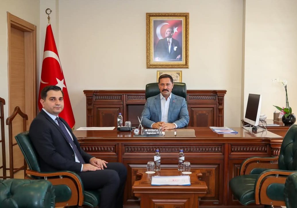 Hatay Valisi’nden Kumlu Kaymakamlığı’na Ziyaret