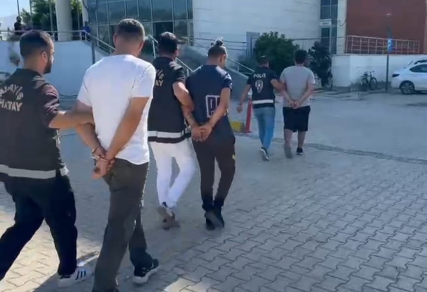 Hatay’da 3 Kişi Gözaltına Alındı