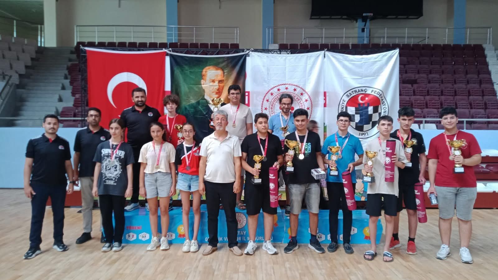Hatay’ın Kurtuluşu Satranç Turnuvası sona erdi