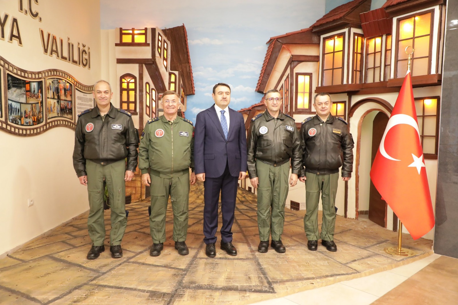 Hava Kuvvetleri Komutanlığı Heyetinden Kütahya Valisi Musa Işın’a Ziyaret