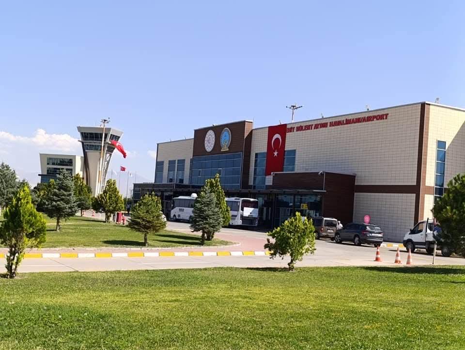 Iğdır Şehit Bülent Aydın Havalimanı Artık Daimi Hava Hudut Kapısı Olarak ilan Edildi