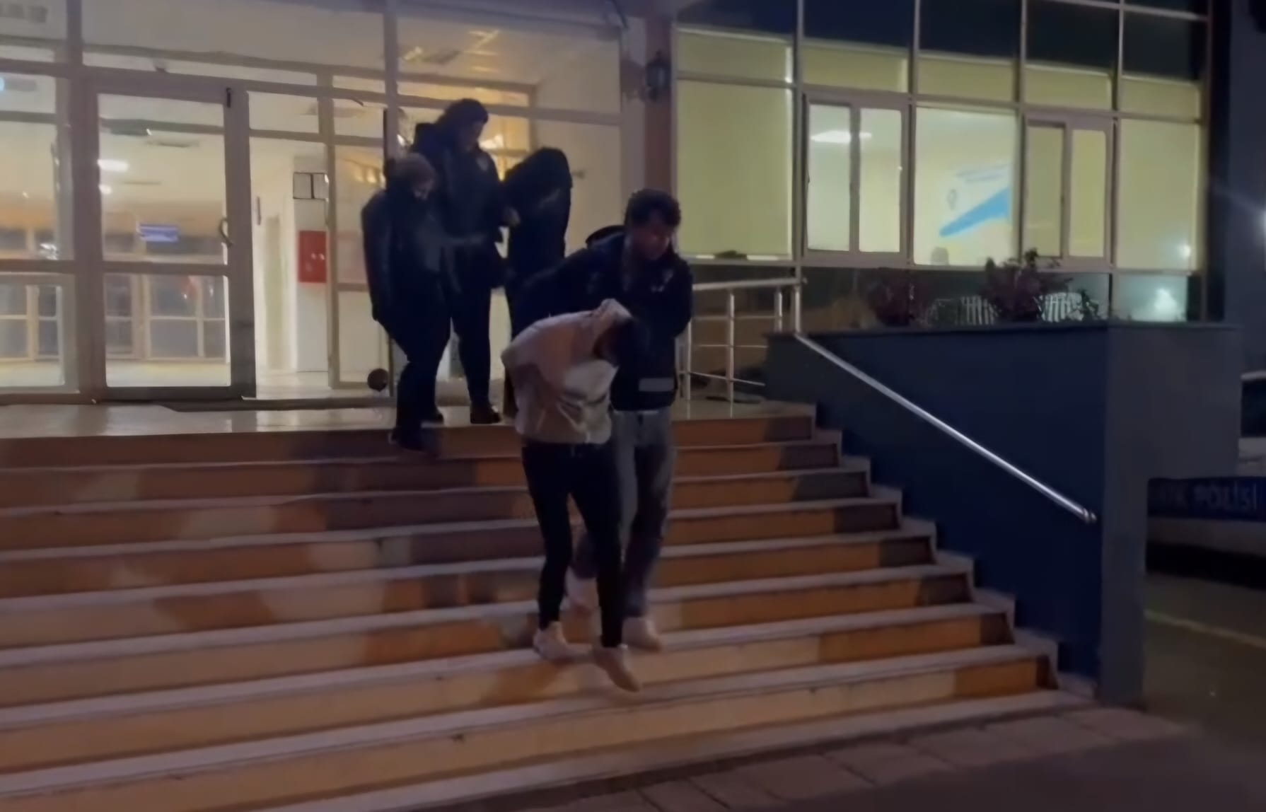 İskenderun’da Fuhuş Operasyonu