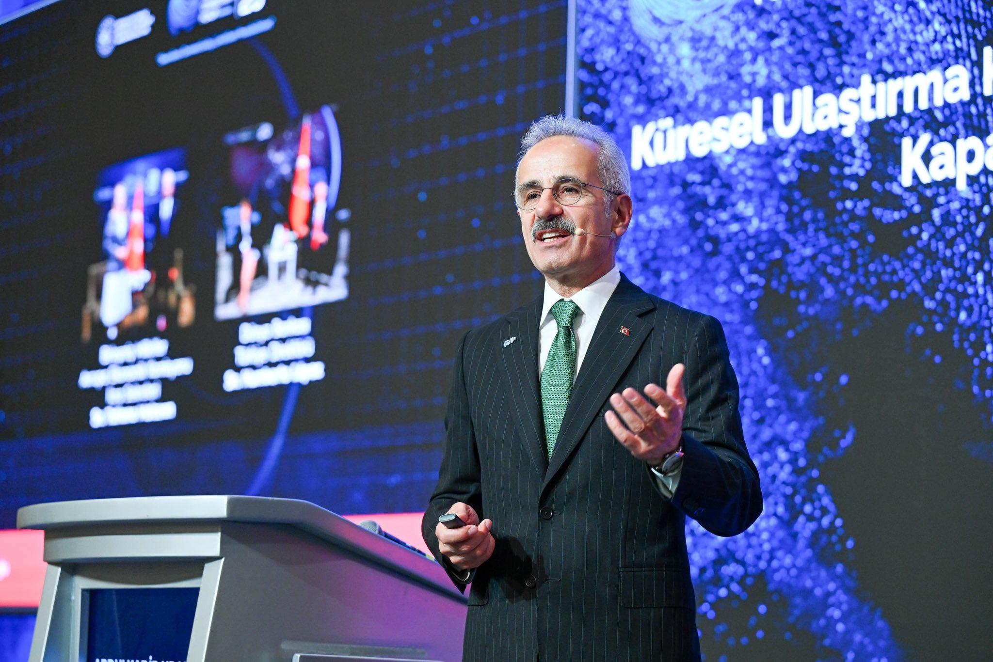 İstanbul Havalimanı, Avrupa’da En Yüksek Yolcu ve Uçuş Sayısına Ulaşarak Tarihi Rekor Kırdı