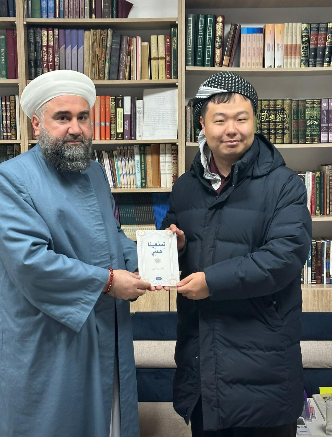 Japon Akademisyen Mardin’de Medrese Eğitimi Araştırıyor