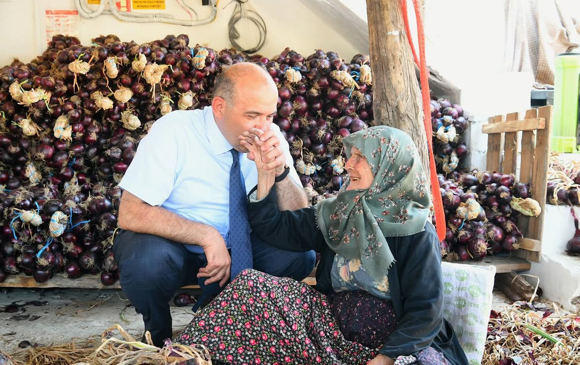 Kapıdağ’ın Coğrafi İşaretli Mor Soğanında Hasat Sevinci