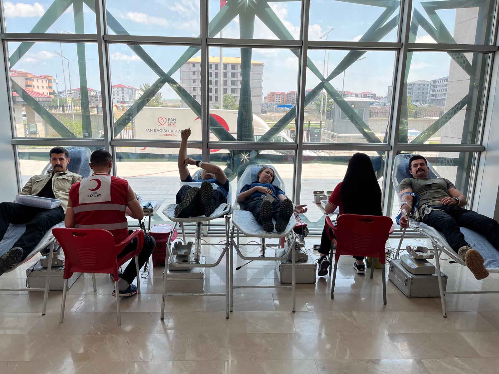 Kars Emniyeti’nden “Demokrasiye Kan Ver” Etkinliği