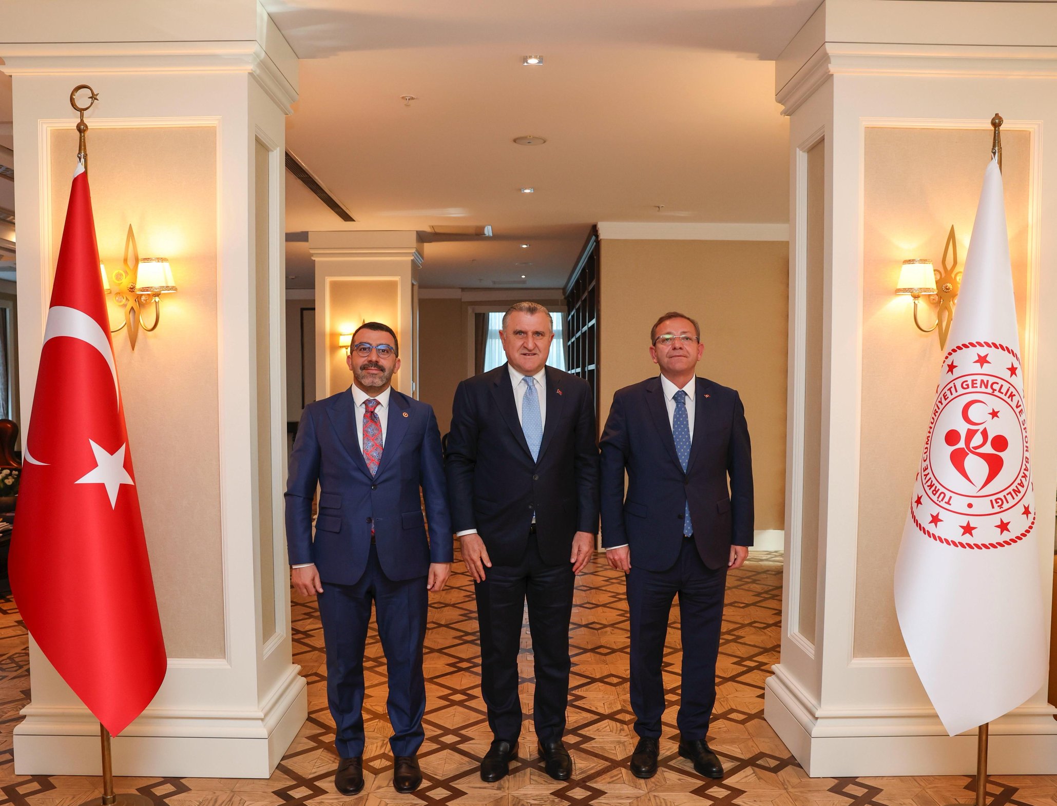 Kars Heyetinden Gençlik ve Spor Bakanı’na Ziyaret