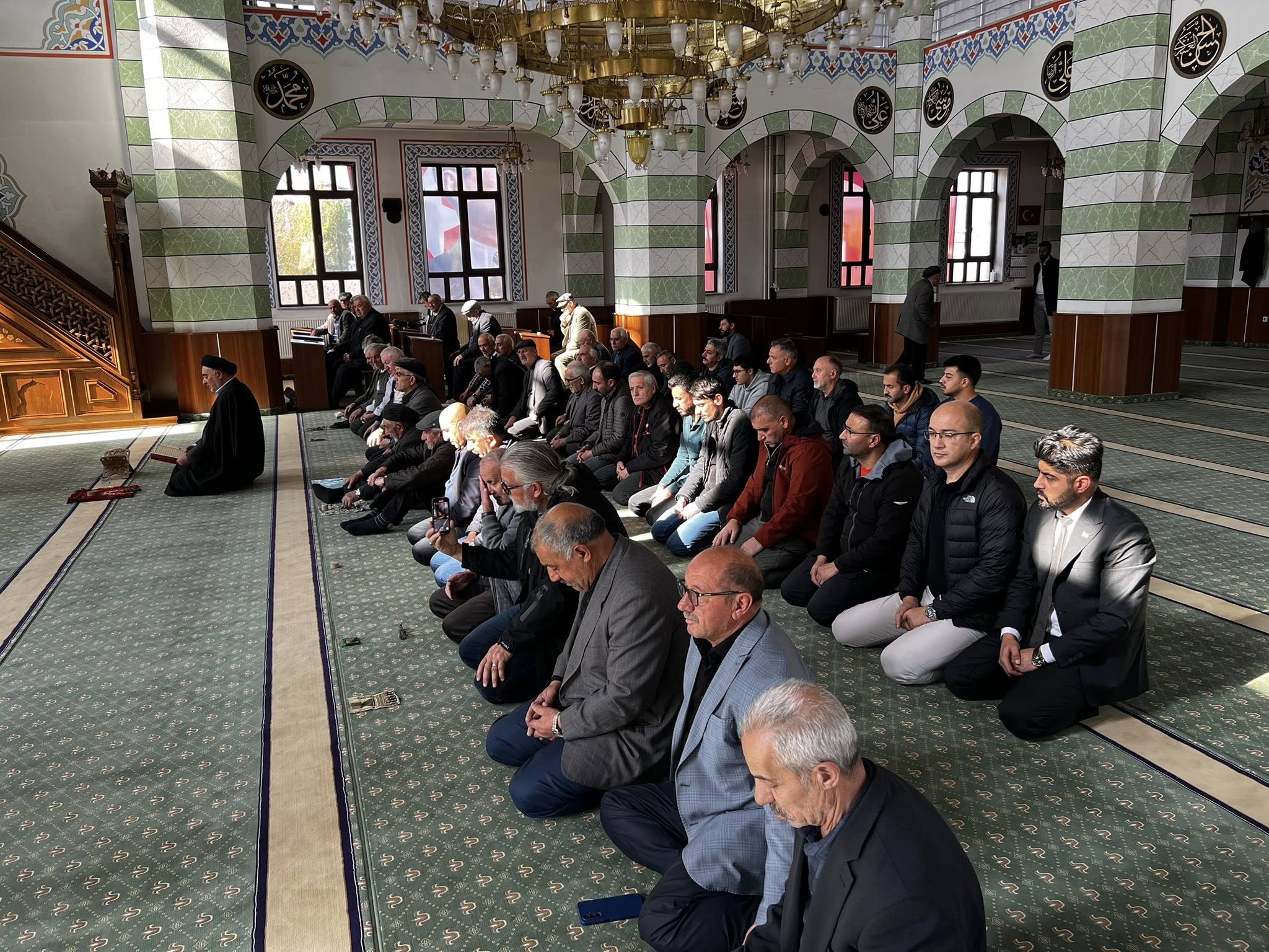 Kars Işıklı Camii’nde Gazi Mustafa Kemal Atatürk İçin Kur’an-ı Kerim Tilaveti