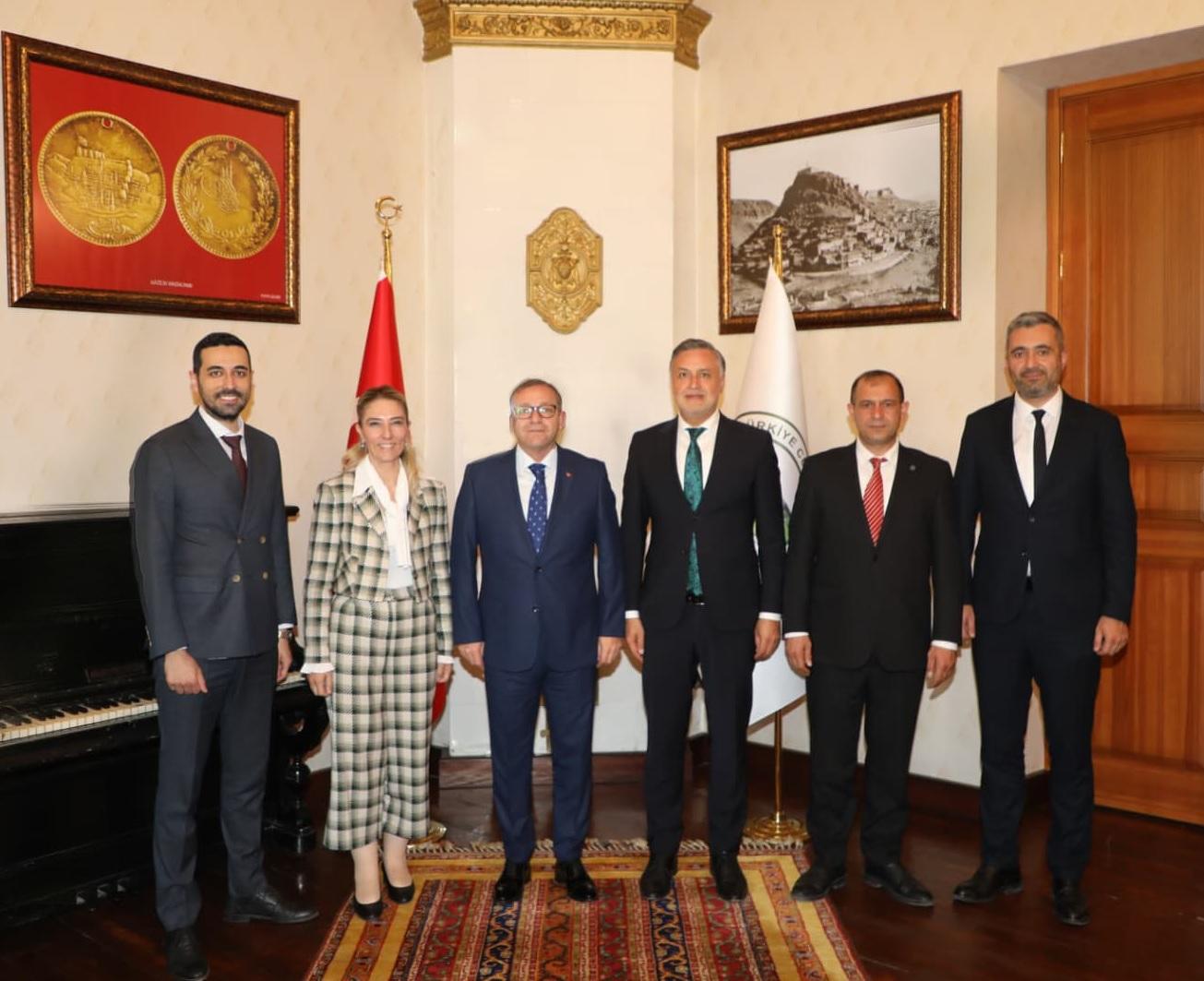 Kars Valisi Ziya Polat, PTT Yetkililerini Kabul Etti