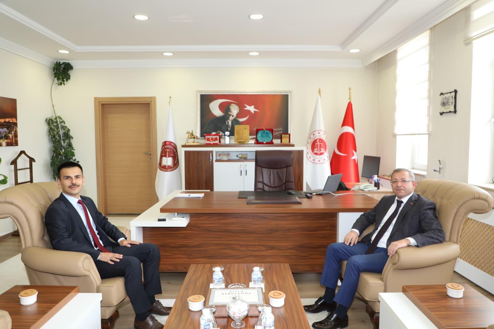 Kars Valisi Ziya Polat’tan Ağır Ceza Mahkemesi Başkanı Emrah Turan’a Ziyaret