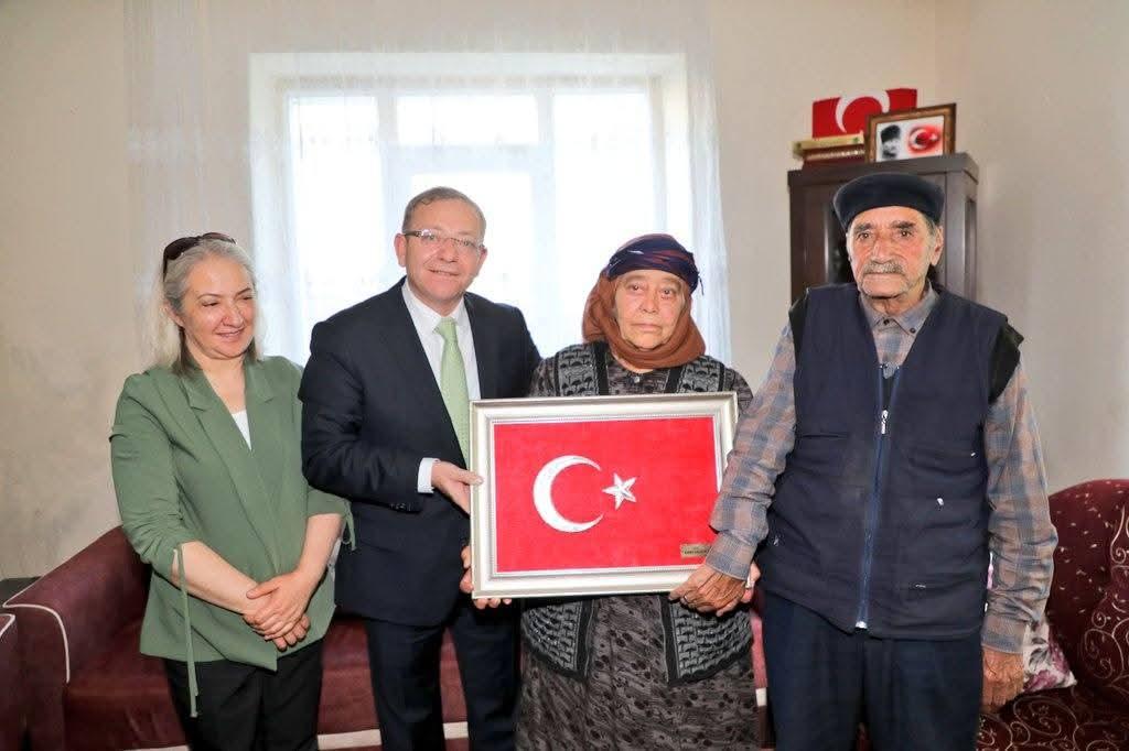 Kars Valisi Ziya Polat’tan Şehit Ailesine Anlamlı Ziyaret