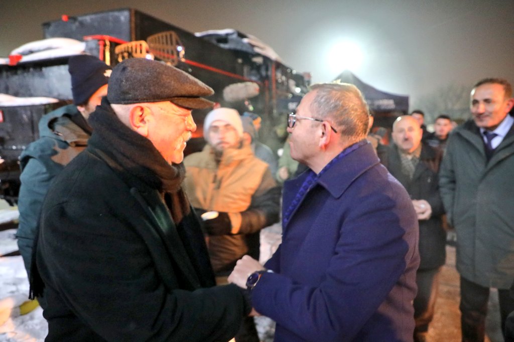 Kars Valisi Ziya Polat’tan “Veliaht” Dizisi Setine Ziyaret