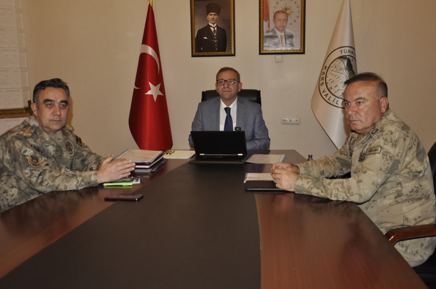 Kars’ta Asayiş ve Güvenlik Değerlendirme Toplantısı Yapıldı