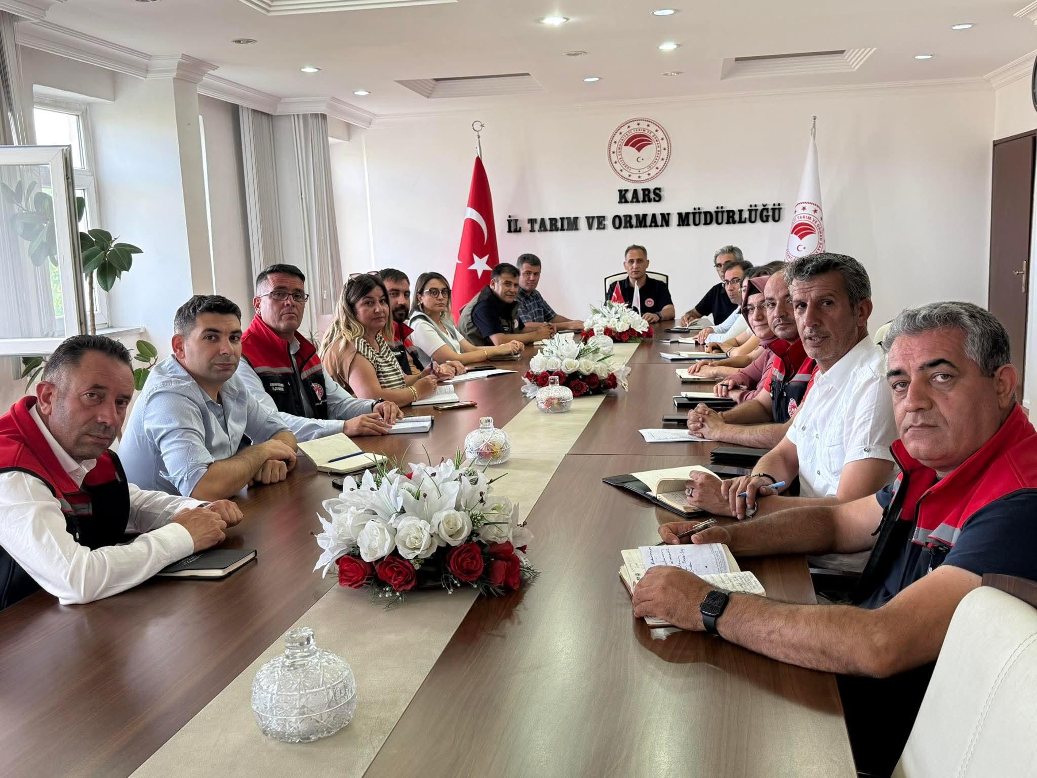 Kars’ta “Hayvan Hastalıklarıyla Mücadele” Toplantısı Gerçekleştirildi