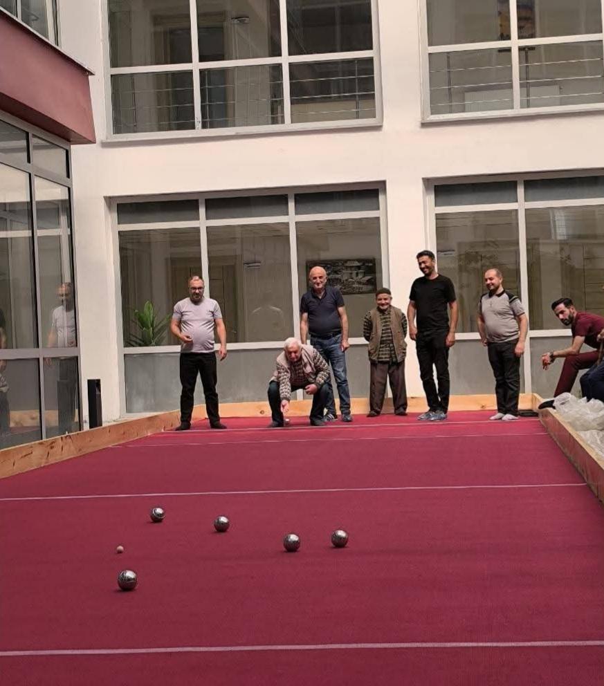 Kars’ta Ulu Çınarlar Bocce Sahasında!