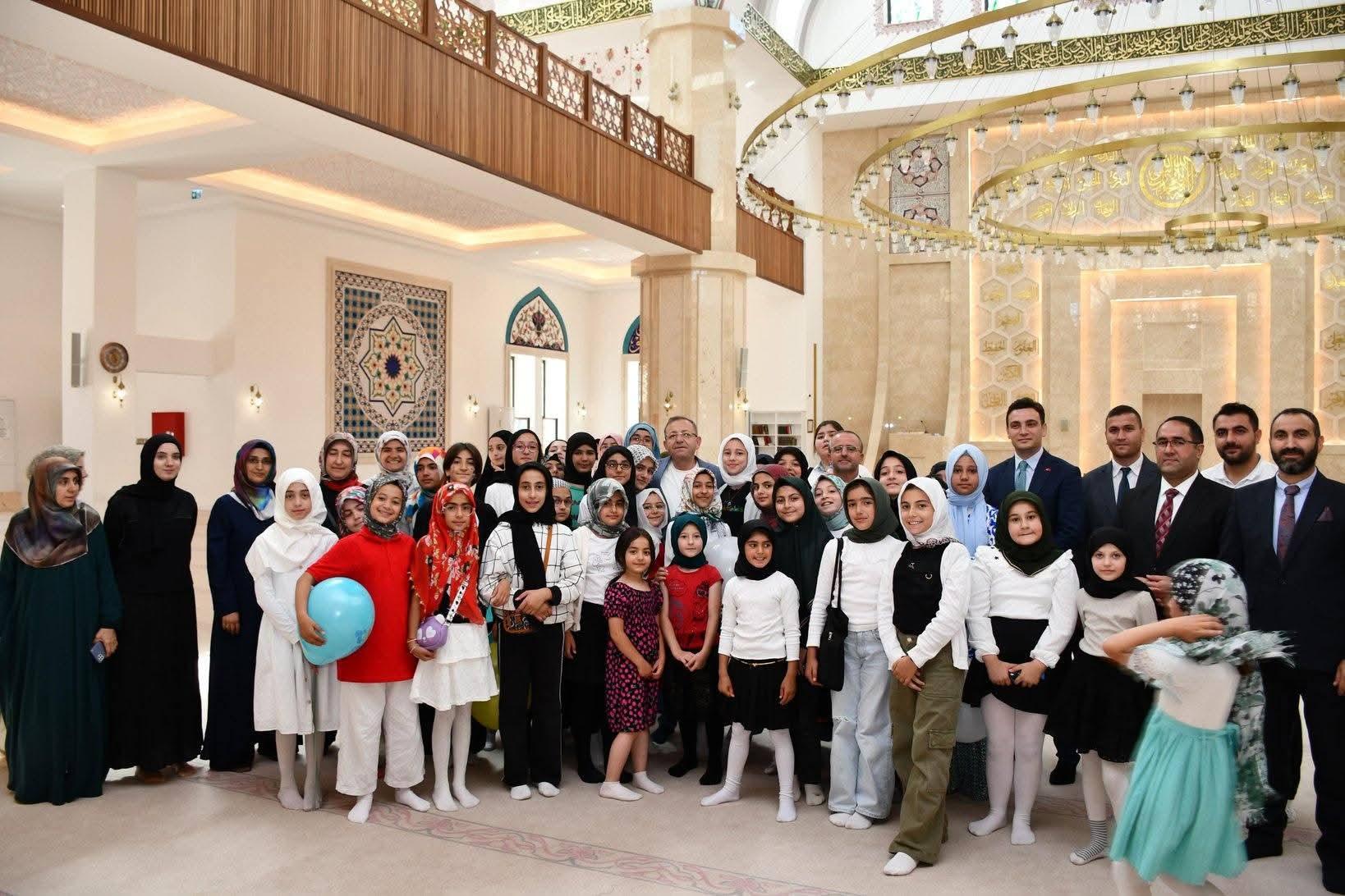 Kars’ta Yaz Kur’an Kursları Kapanış Töreni Düzenlendi