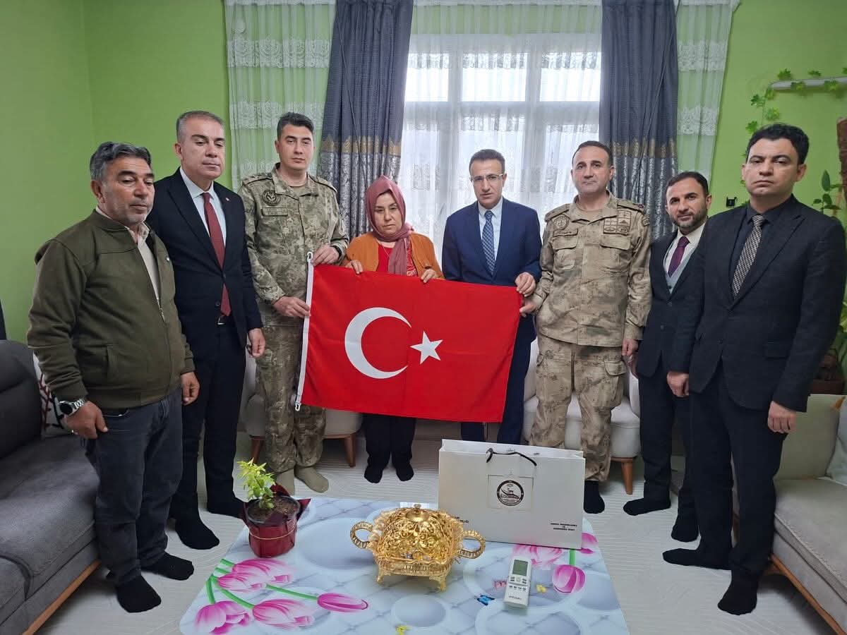 Kaymakamdan Şehit Ailesine Ziyaret