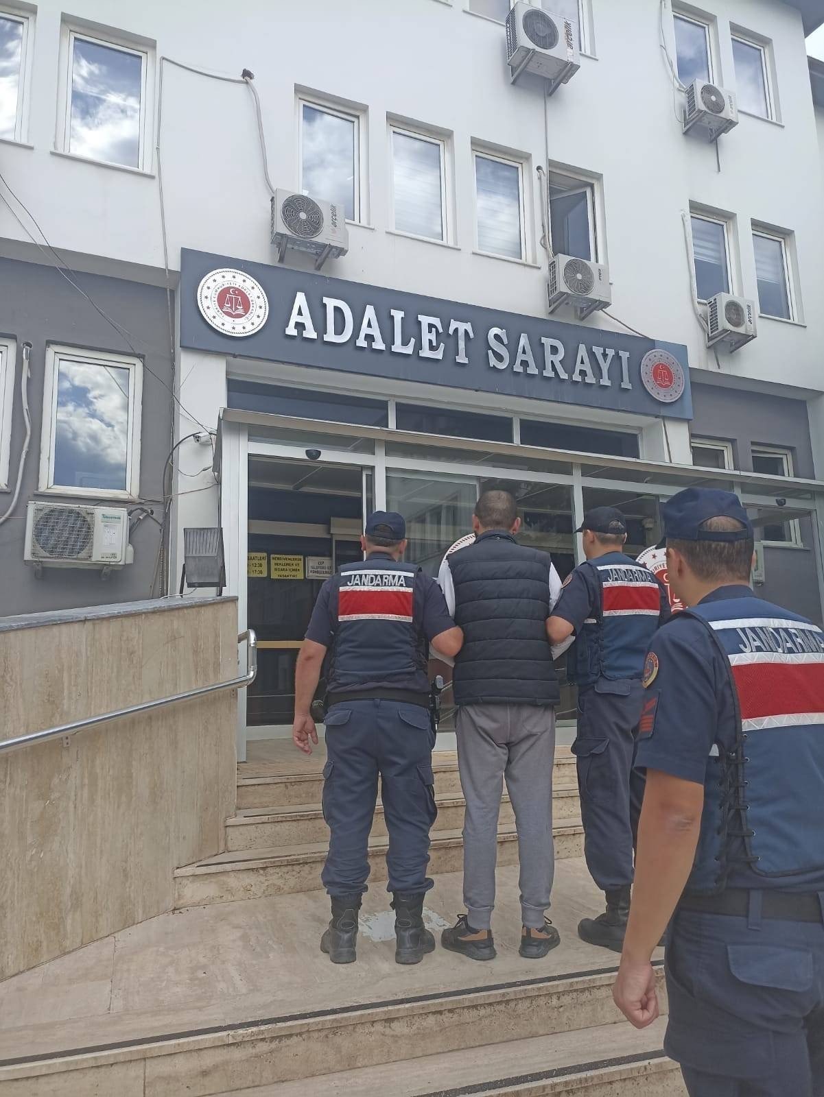 Kocaeli Jandarmasından  Kasten Öldürme Suçlusuna Yakalama Operasyonu