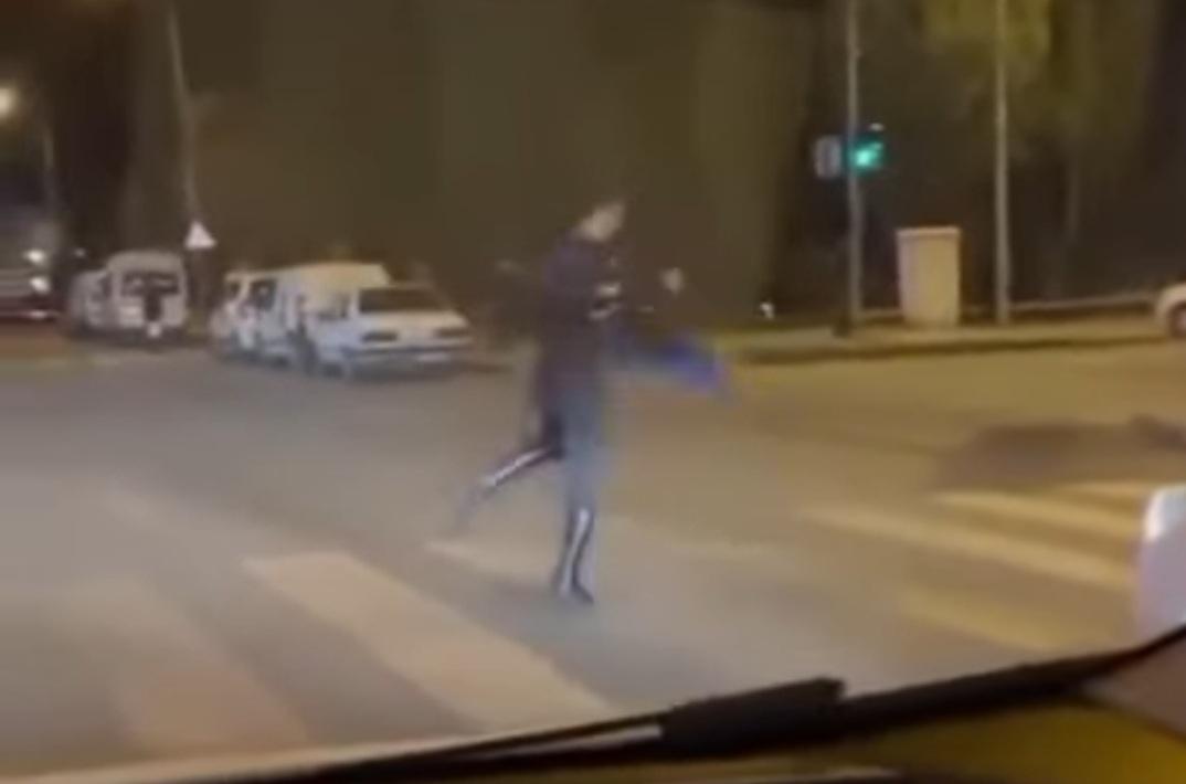 Kırmızı Işıkta Kafkas Sürprizi: Genç Ekibin Gösterisi Alkış Topladı