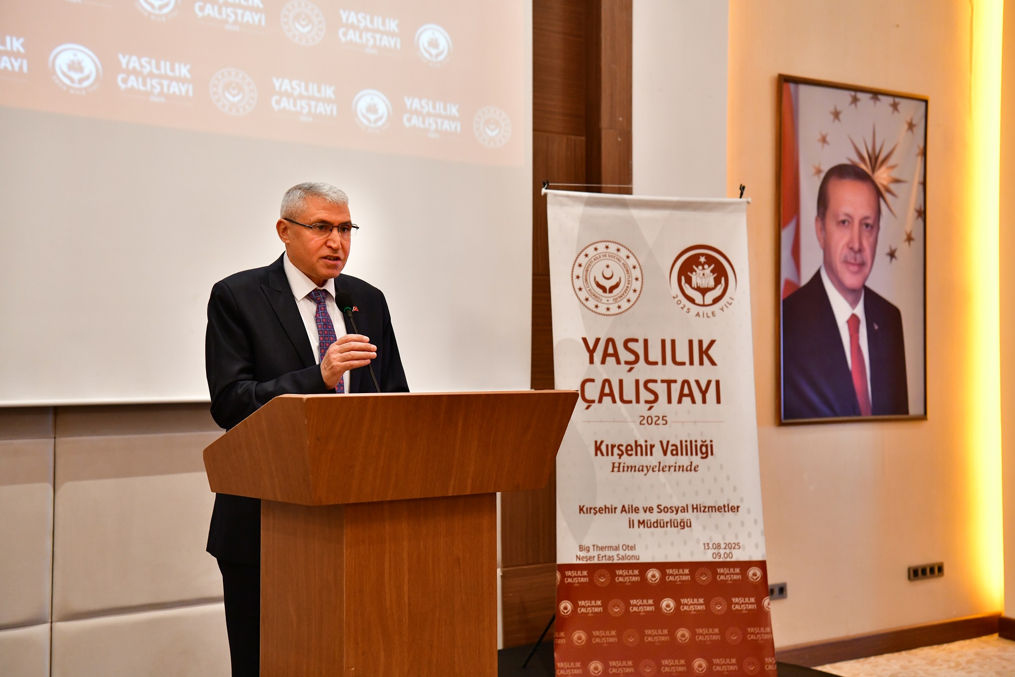 Kırşehir’de “Yaşlılık Çalıştayı” Gerçekleştirildi