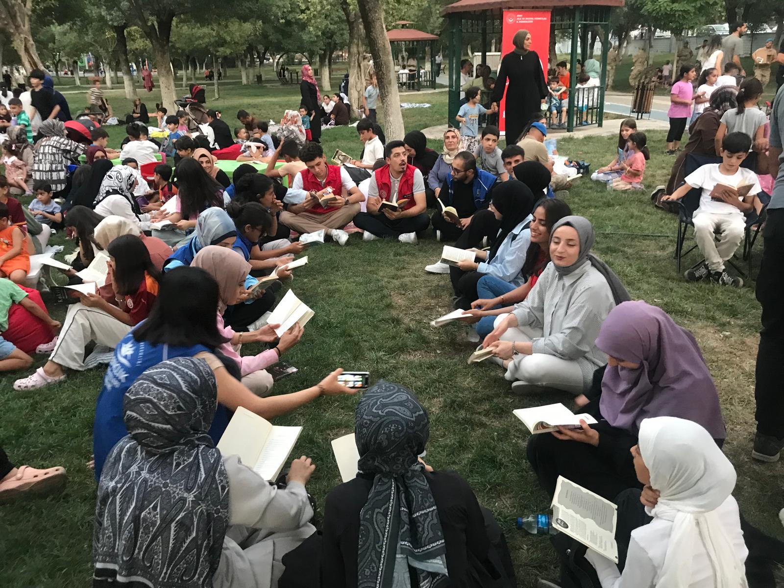 Kurtalan’da “Okuyan Aile, Güçlü Gelecek” Kitap Okuma Etkinliği Düzenlendi