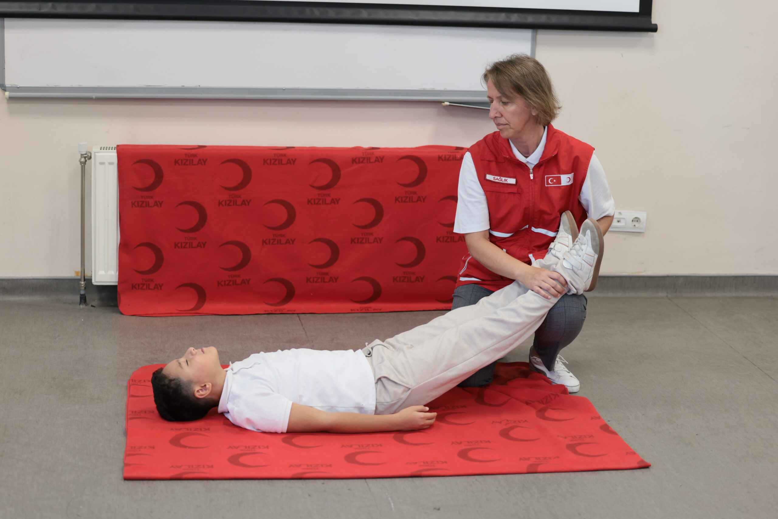 Kızılay’dan Okullarda İlk Yardım Rehberi: “Doğru Müdahale Hayat Kurtarır”