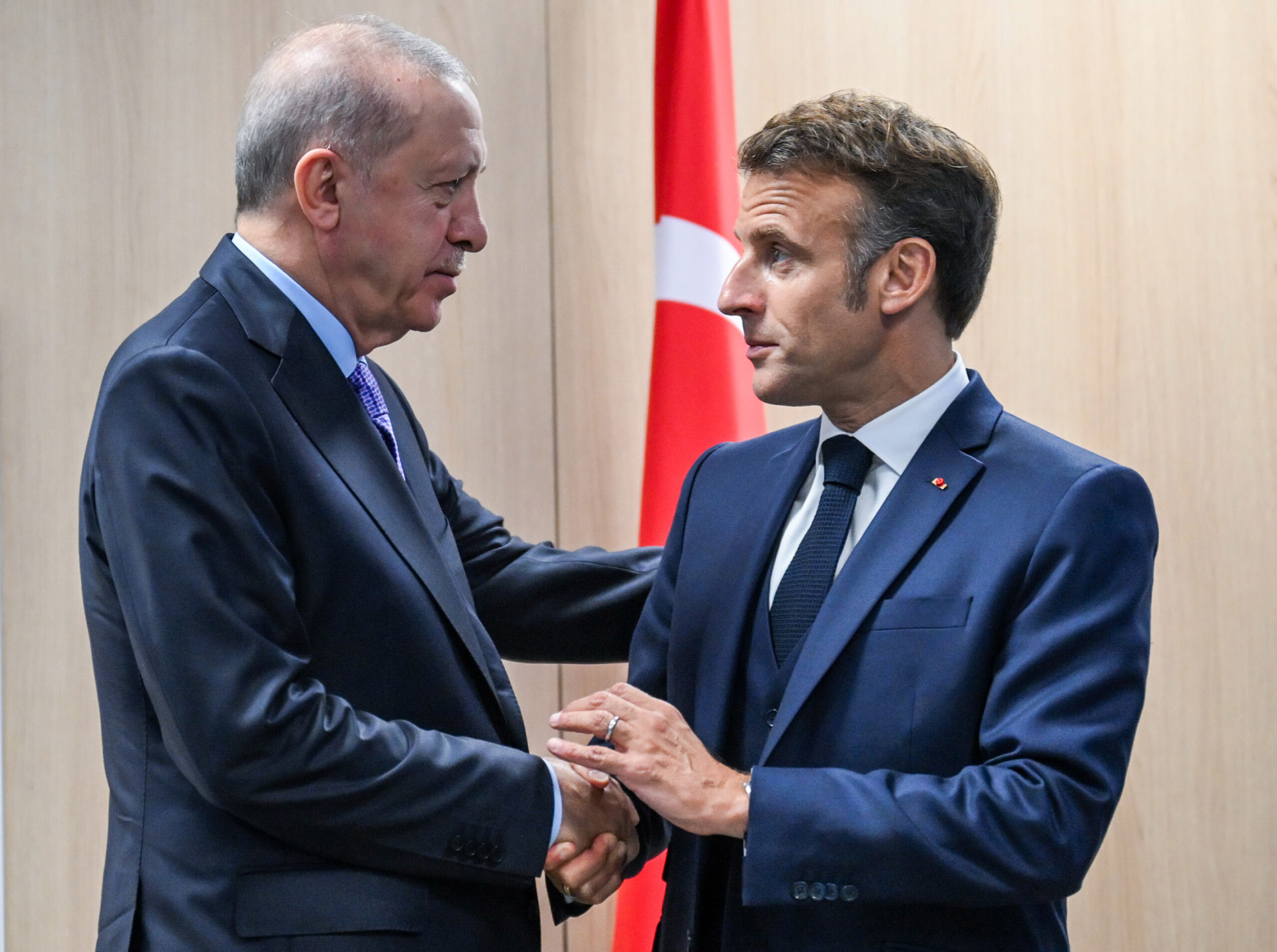 Macron, Erdoğan ile Gazze’deki Durum ve İki Devletli Çözüm Konferansı Üzerine Görüştü