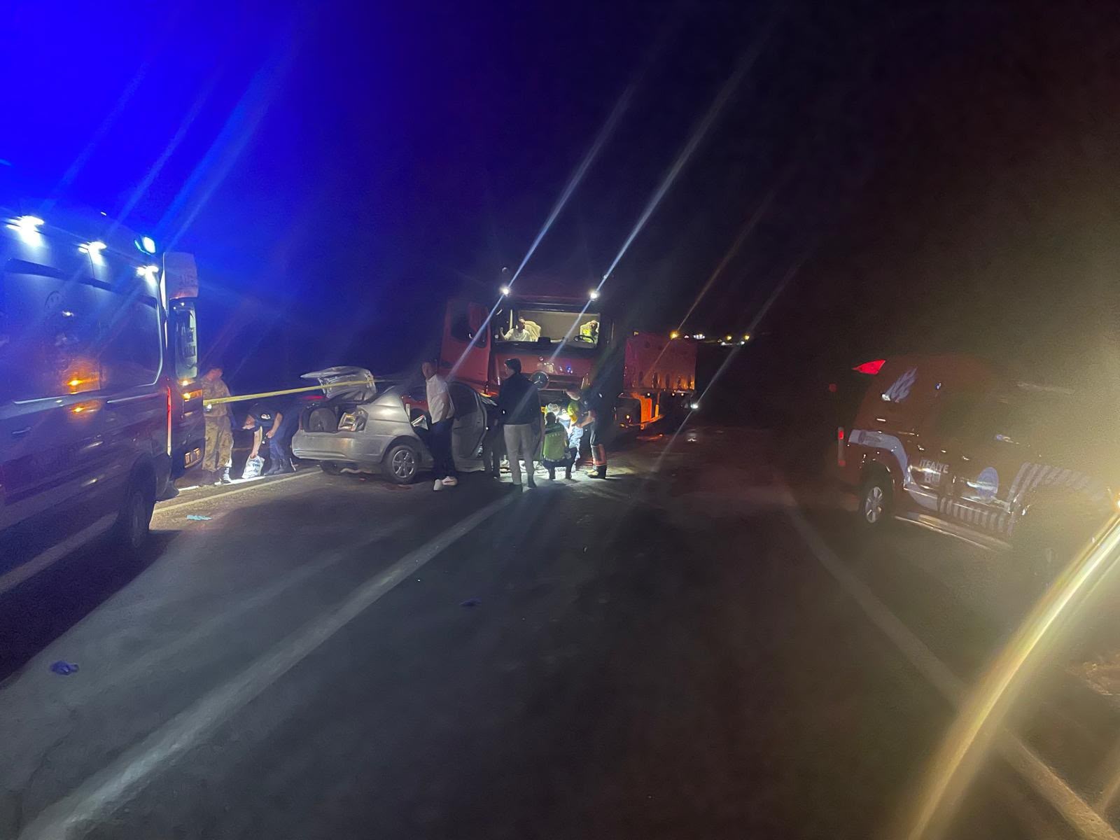 Malatya Arguvan’da TIR ile Otomobil Çarpıştı: Aynı Aileden 3 Kişi Öldü