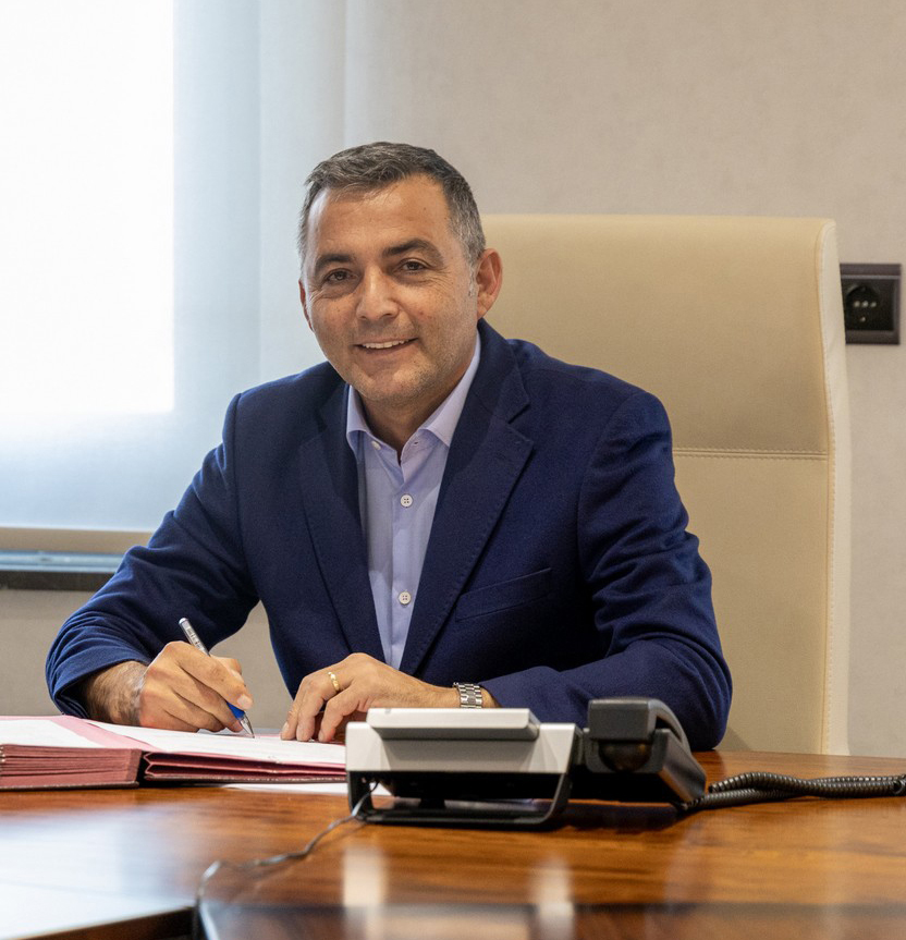 Manavgat Belediye Başkanı Niyazi Nefi Kara CHP’den İstifa Etti