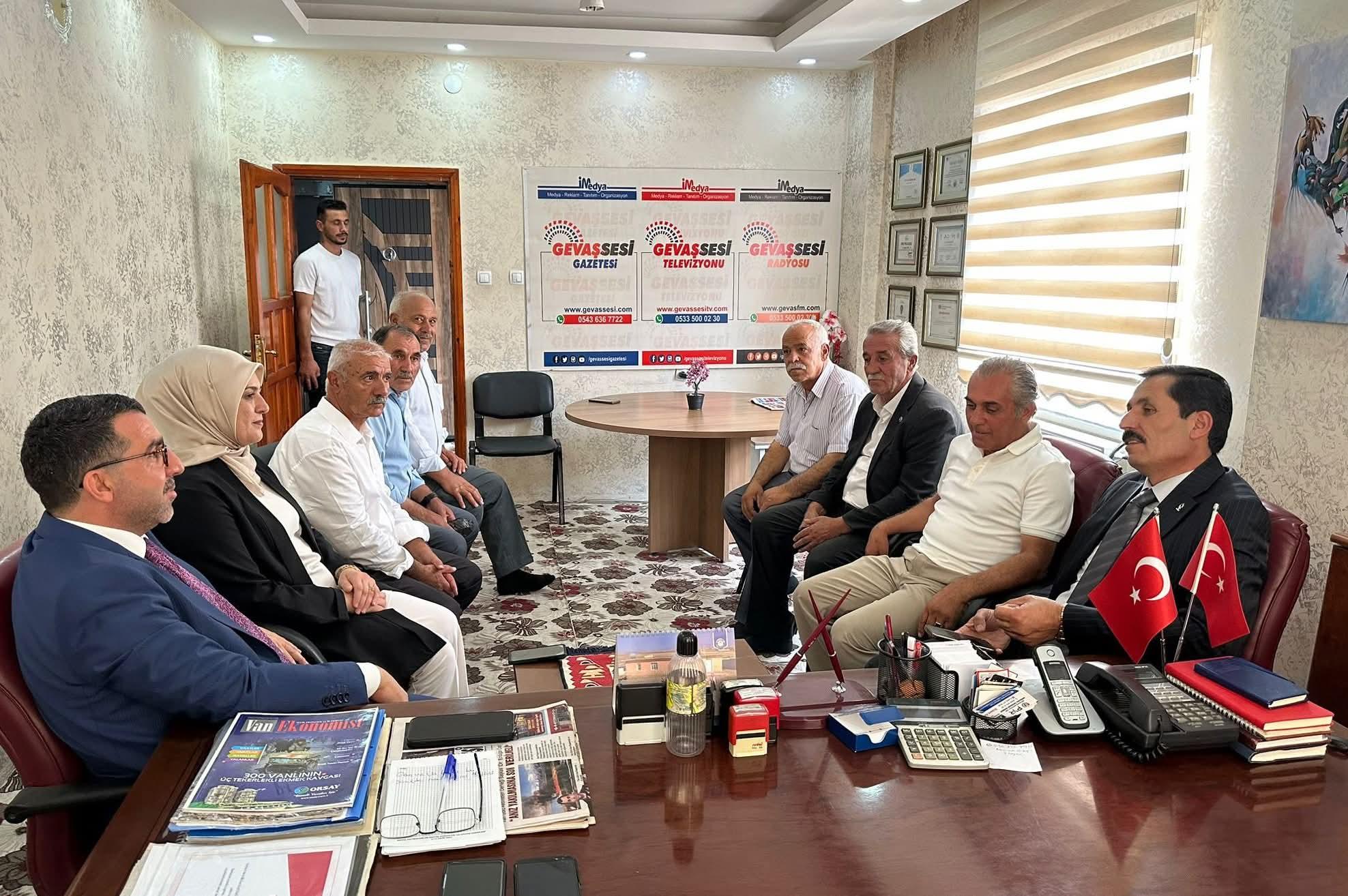 Milletvekili Adem Çalkın’dan Yerel Basına Ziyaret: Gevaş’ın Sesi Gazetesi’nde Gündem Değerlendirmesi