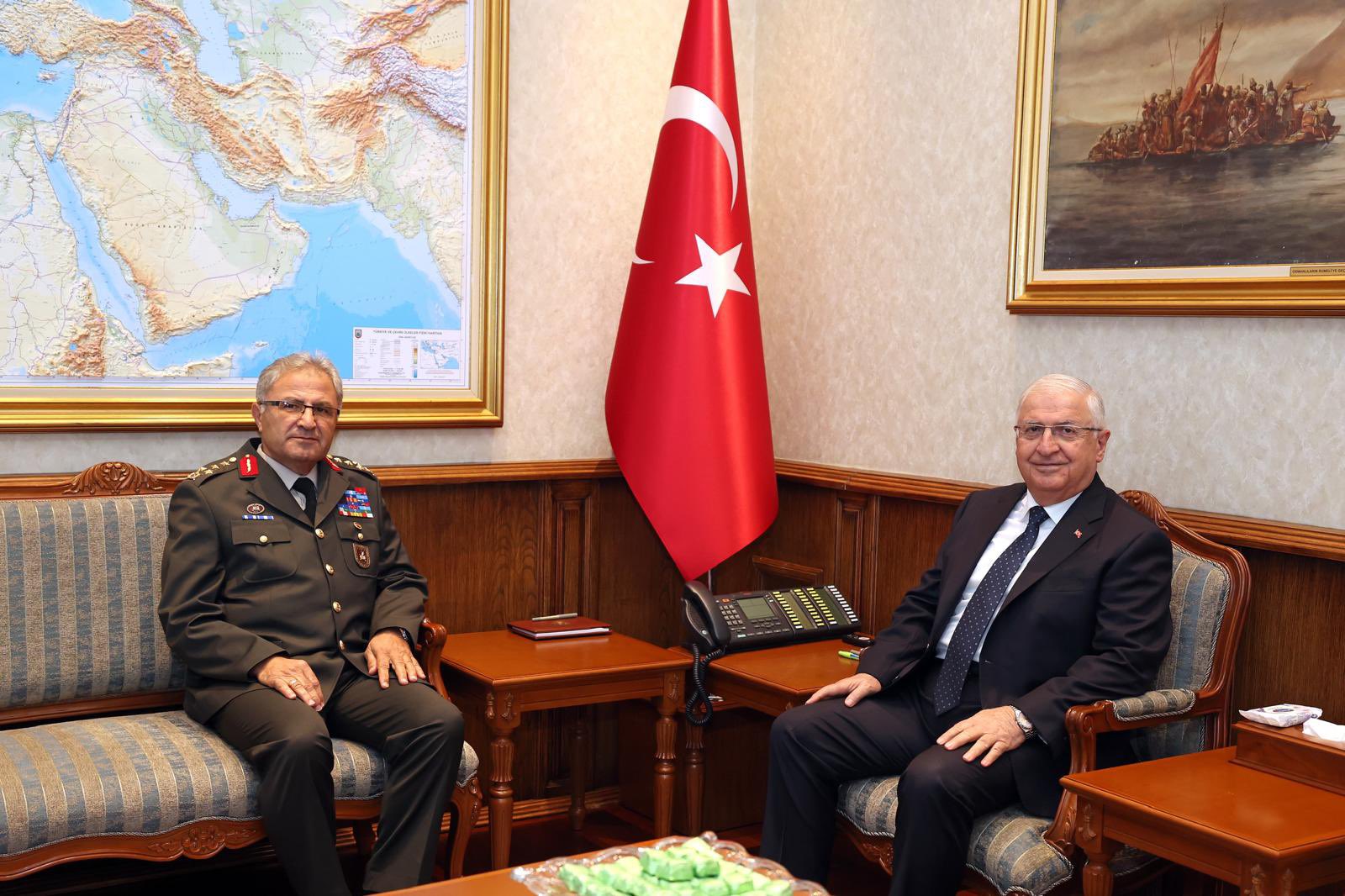 Milli Savunma Bakanı Yaşar Güler, Kara Kuvvetleri Komutanı Orgeneral Metin Tokel’i Kabul Etti