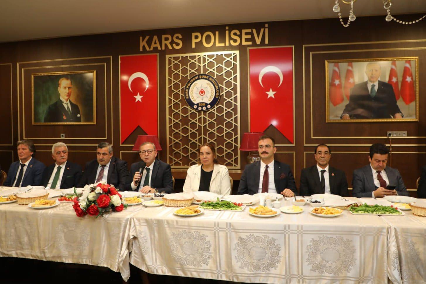 Muhtarlar Günü Kars’ta Kutlandı, Vali Ziya Polat, Muhtarlarla Kahvaltıda Buluştu