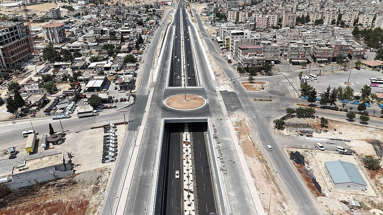 Nizip Adliye Köprülü Kavşağı Hizmete Açıldı: Ulaşımda Yeni Bir Dönem Başladı!