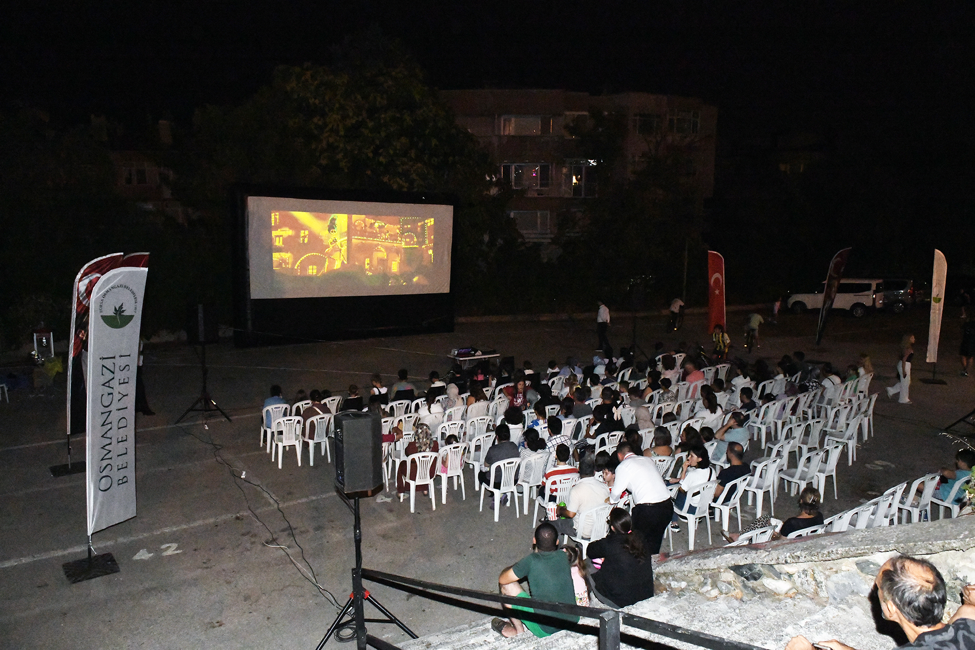 Osmangazi’de Yaz Akşamları Sinema Keyfiyle Renkleniyor